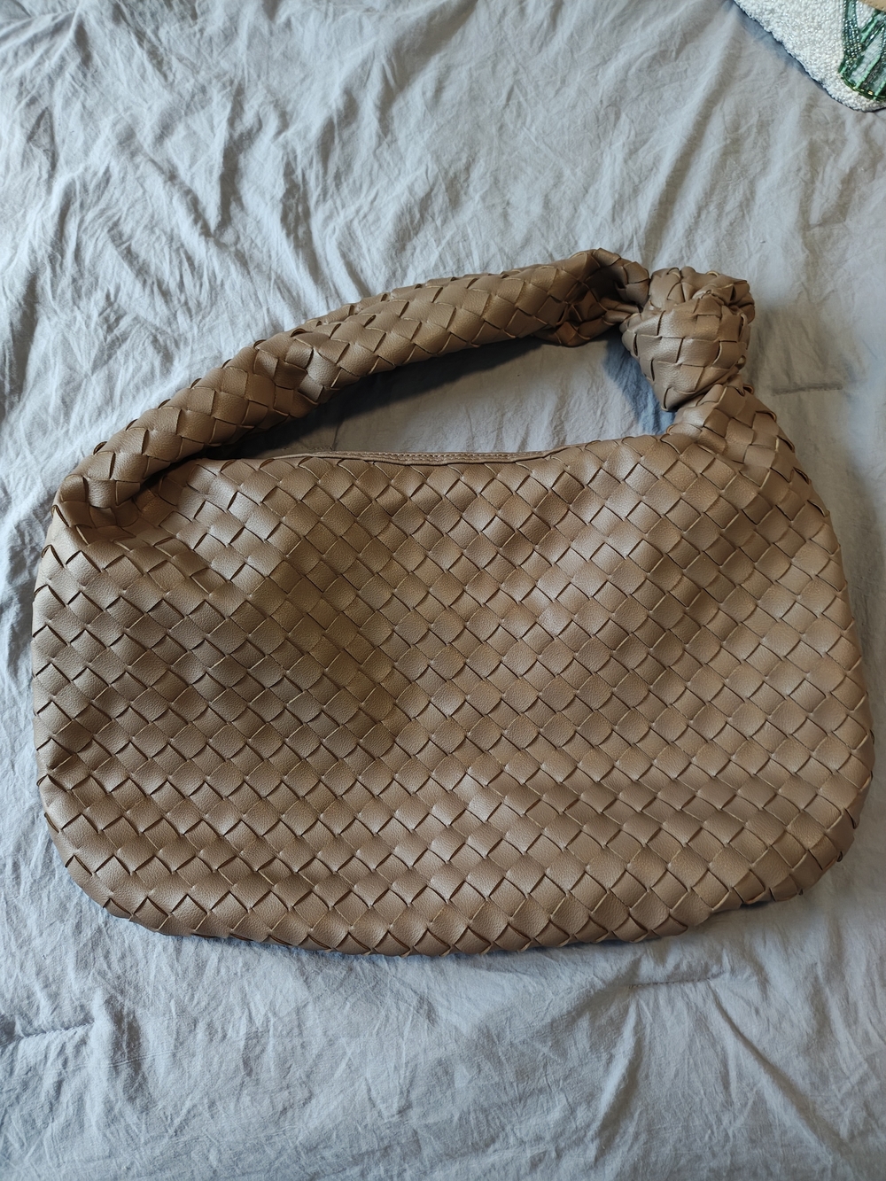 Woven Hobo Shoulder Bag - Tan
